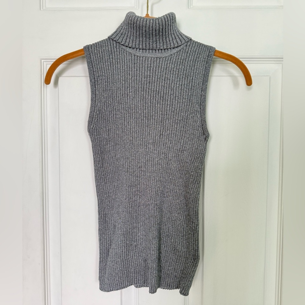 Preswick & Moore Sleeveless Turtleneck Sweater